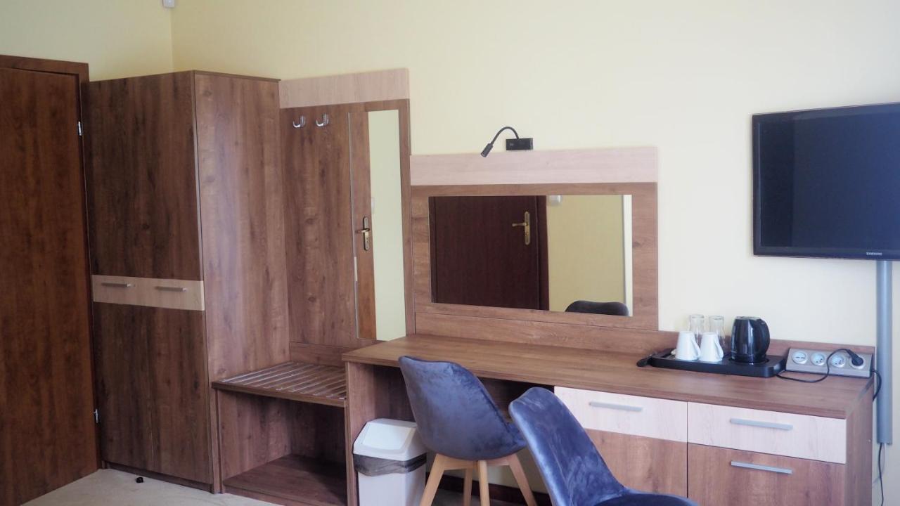 Riviera -Adults Only Villa Ревал Екстериор снимка