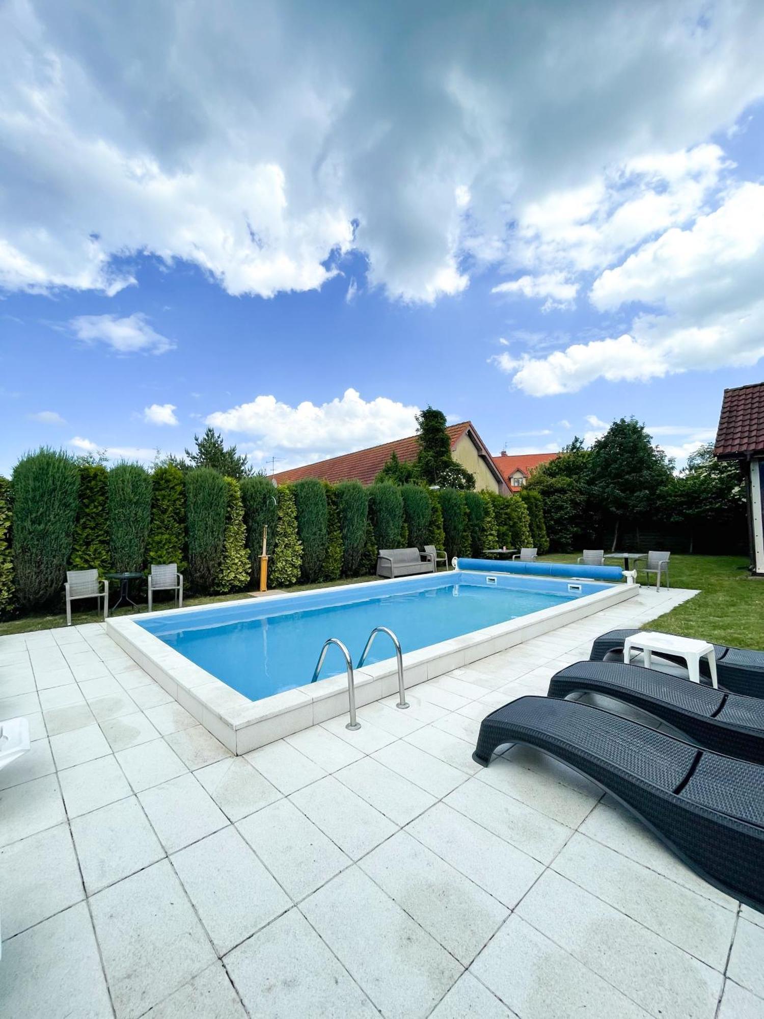 Riviera -Adults Only Villa Ревал Екстериор снимка