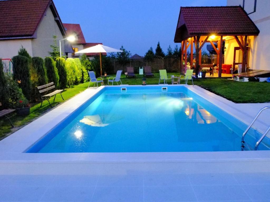 Riviera -Adults Only Villa Ревал Екстериор снимка